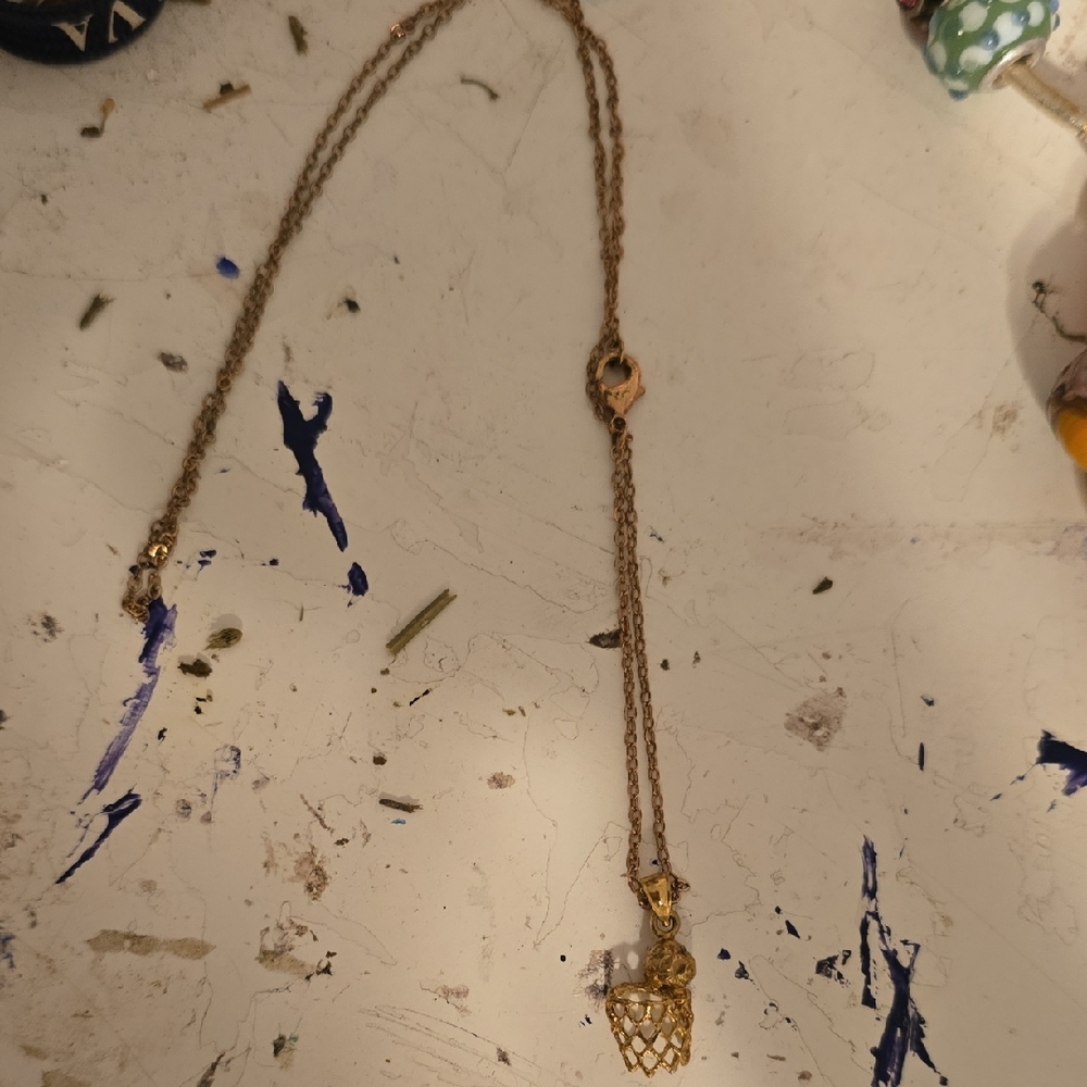 Gold Heart Pendant Necklace